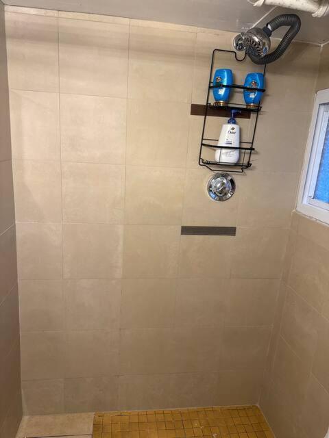 First Floor One Bedroom Apartment With Full Kitchen & Bath Washington Eksteriør billede